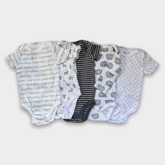 Gender Neutral 0-3 Months Onesies Bodysuits Set of 5 - Picture 1 of 7